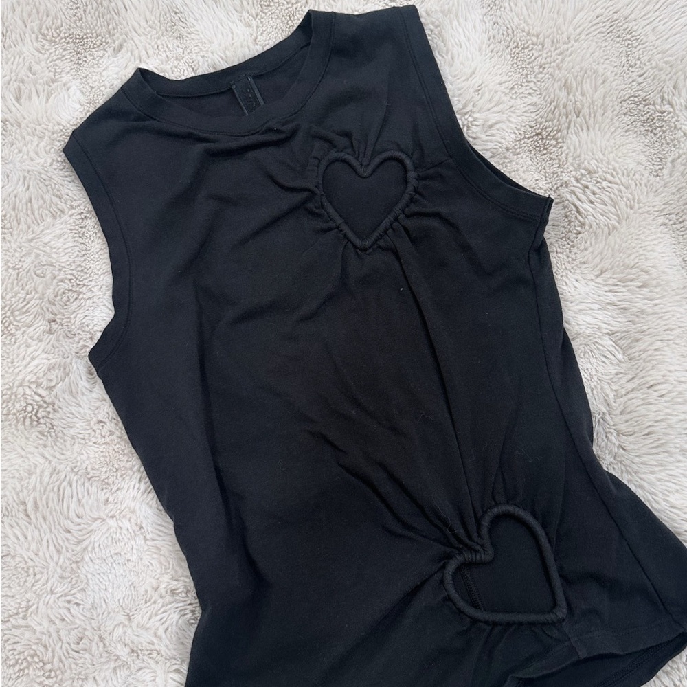 SKIMS Black Heart Cutout Tank Top - Picture 2 of 2